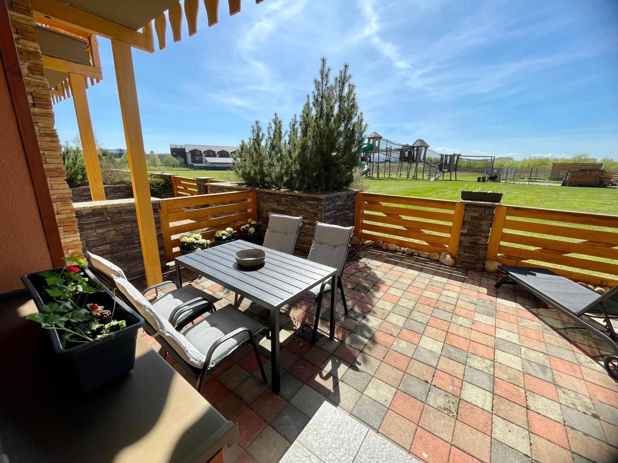 Apartment Jenny- Stunning View Of High Tatras Vel'ka Lomnica Exterior foto